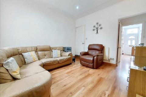 3 bedroom terraced house for sale, Thurlby Road, Leicester, LE5