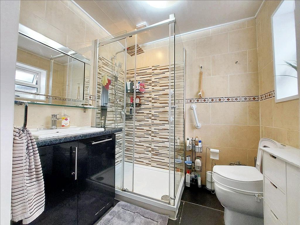 Shower Room Downstairs