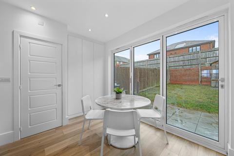 38 Candy Dene, Weldon, Swanscombe, DA10 1AN