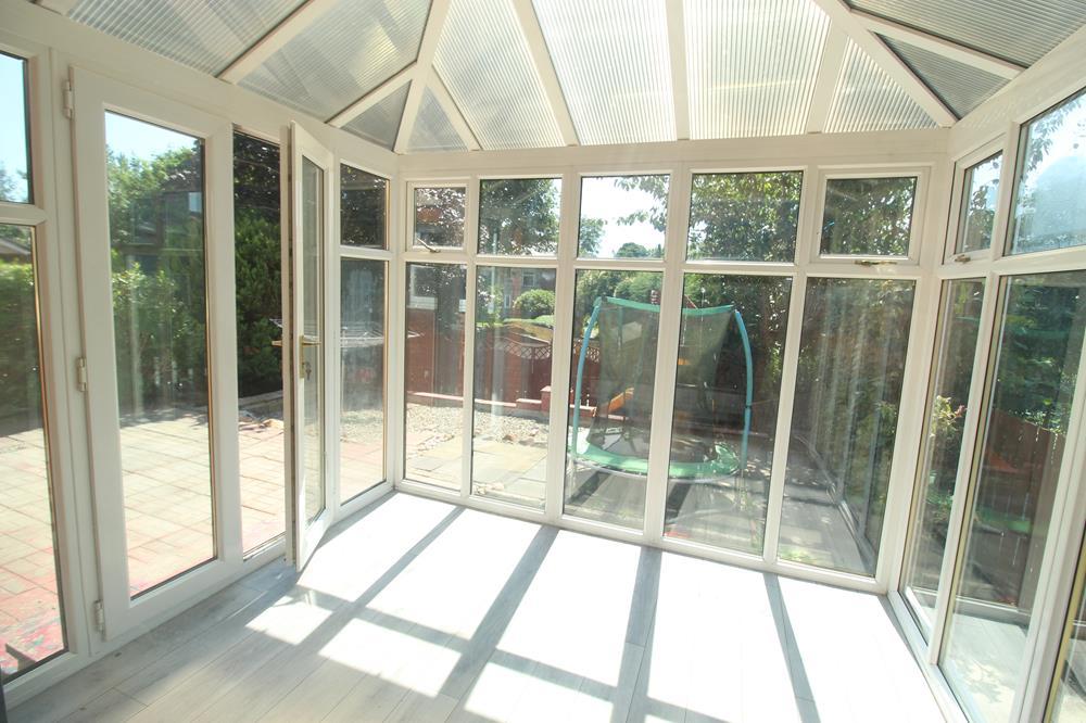 Garden room