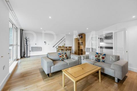 2 bedroom apartment for sale, Drake House, St George Wharf, Vauxhall