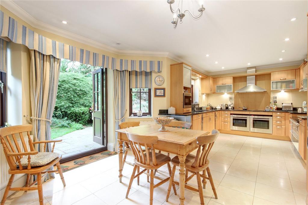 Kitchen/Breakfast