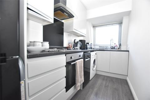 2 bedroom apartment to rent, Howard Road, London, SE25