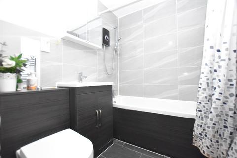 2 bedroom apartment to rent, Howard Road, London, SE25
