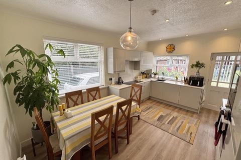 290 Blackpool Old Road, Poulton-le-fylde, FY6 7QY