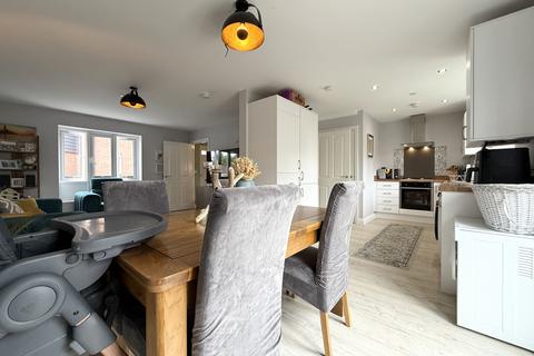 undefined, Aberaman, Aberdare CF44