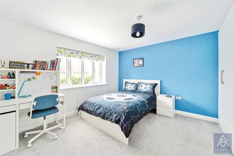 26 Bobbins Way, Buckingham, MK18 7SA