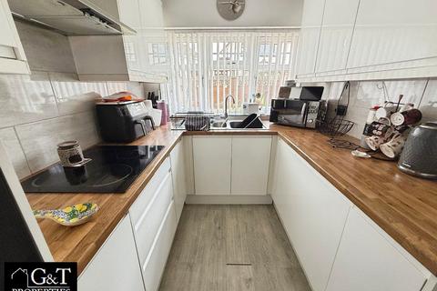 3 bedroom semi-detached house for sale, Rosemary Crescent, Dudley