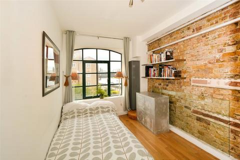 2 bedroom flat for sale, Canada Wharf, 255 Rotherhithe Street, London, SE16