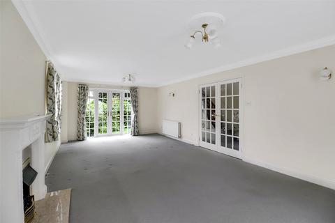 4 bedroom detached house for sale, Lower Cross Road, Bickington, Barnstaple, Devon, EX31