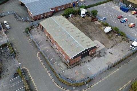 Distribution warehouse to rent, Peacock Vw Stoke On Trent ST4 2XJ