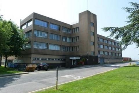 Office to rent, Kings Mill Ln Redhill RH1 5JZ