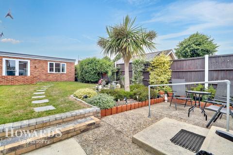 3 bedroom semi-detached bungalow for sale, Kirkley Run, Lowestoft