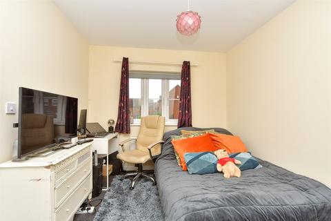 1 bedroom apartment for sale, Monarch Drive, Kemsley, Sittingbourne, Kent