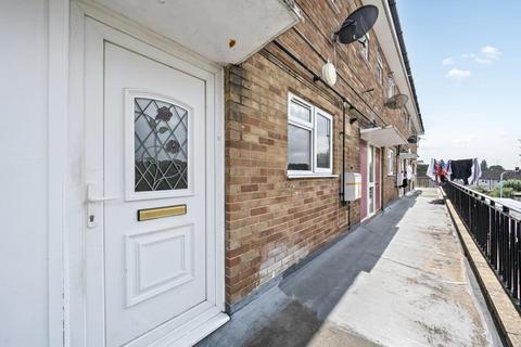 undefined, Tilehurst,  Reading,  Berkshire,  RG30