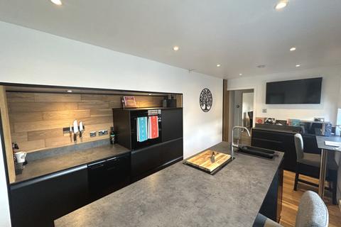 3 bedroom link detached house for sale, Bron Y Felin, Llandegfan, LL59