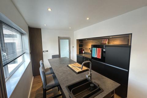 3 bedroom link detached house for sale, Bron Y Felin, Llandegfan, LL59