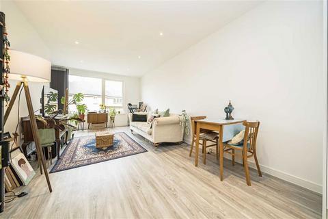 Blackheath Road, London SE10