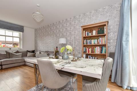 3 bedroom detached house for sale, Three Fields Road, Tenterden, Kent