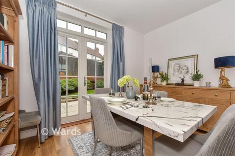 3 bedroom detached house for sale, Three Fields Road, Tenterden TN30