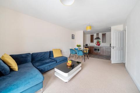1 bedroom apartment for sale, Bell Court, Merlin Road, Farnborough, GU14