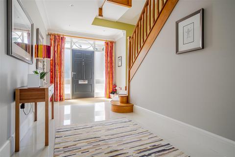 6 bedroom detached house for sale, Llanvair Drive, Ascot