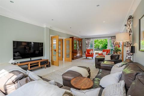 6 bedroom detached house for sale, Llanvair Drive, Ascot