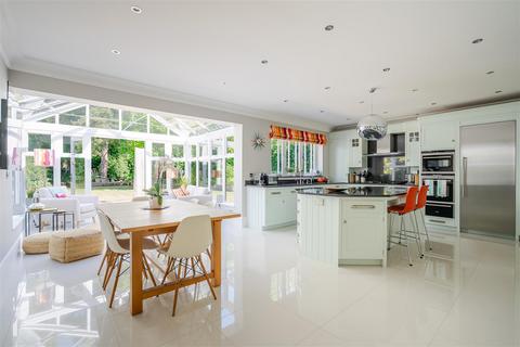 6 bedroom detached house for sale, Llanvair Drive, Ascot