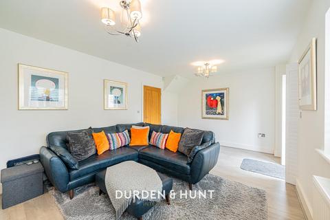 2, Matthews Court Harlow Road, Moreton, Ongar, CM5 0LH