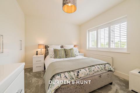 2, Matthews Court Harlow Road, Moreton, Ongar, CM5 0LH