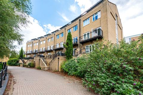 4 bedroom terraced house for sale, Felsted, Caldecotte, Buckinghamshire, MK7