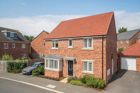 4 bedroom detached house for sale, Grainbeck Rise, Killinghall, HG3