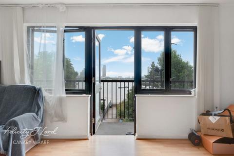 2 bedroom flat for sale, Frans Hals Court, Amsterdam Road, LONDON E14