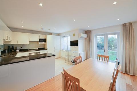 undefined, Thirleby Road, London