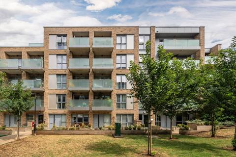 2 bedroom flat for sale, Cross Lane, London N8