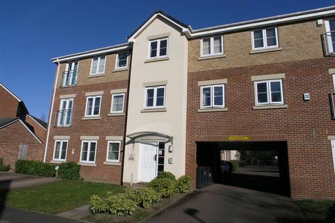 2 bedroom flat for sale - Golden Orchard, Halesowen B62