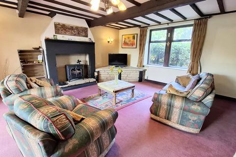 3 bedroom semi-detached house for sale, Wall Hill Road, Dobcross OL3