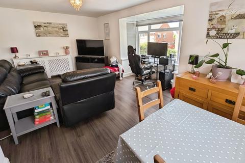 28 Walnut Avenue, Yate, Bristol, BS37 7AT