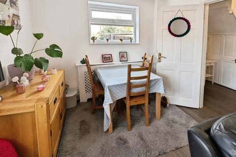 28 Walnut Avenue, Yate, Bristol, BS37 7AT
