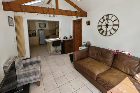 28 Walnut Avenue, Yate, Bristol, BS37 7AT