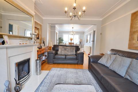 3 bedroom semi-detached house for sale, Greenacres Avenue, Blythe Bridge