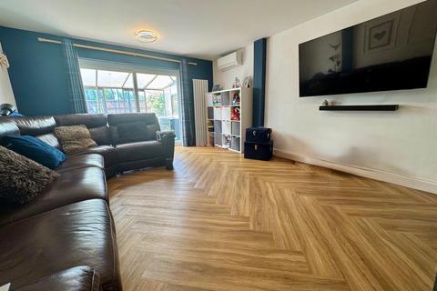 3 Garden Fields, Steeple, Southminster, CM0 7JY