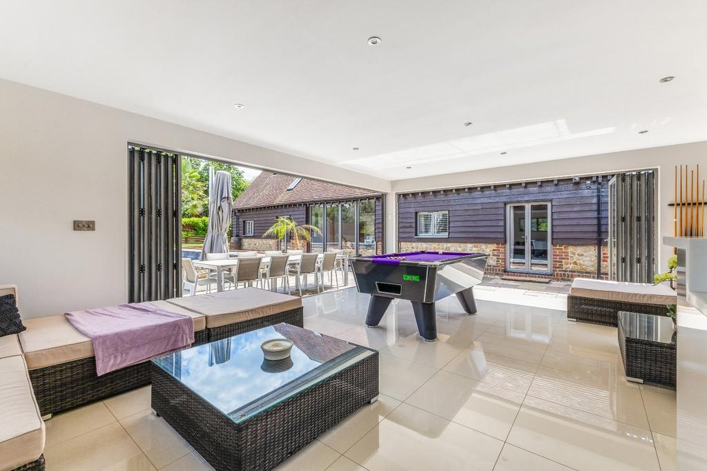 Pool House