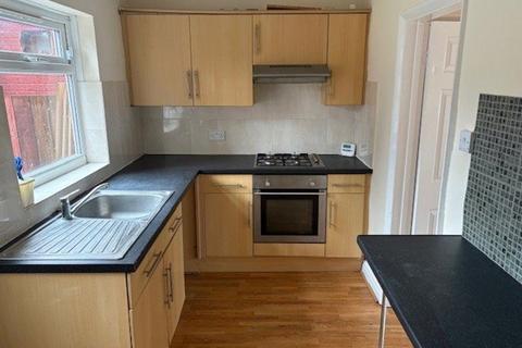 2 bedroom terraced house to rent, 206 Danube Road, Hull, HU5 5UX