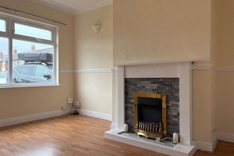 2 bedroom terraced house to rent, 206 Danube Road, Hull, HU5 5UX
