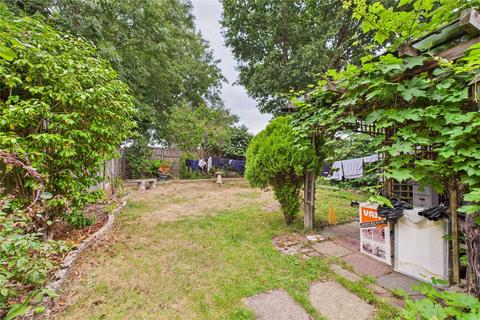 2 bedroom maisonette for sale, Beta Road, Farnborough, Hampshire, GU14
