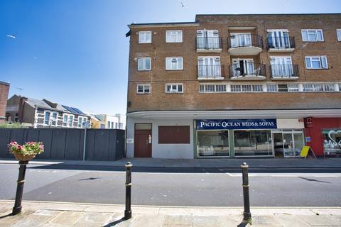 1 bedroom flat for sale, Craighton House, Dover, CT16