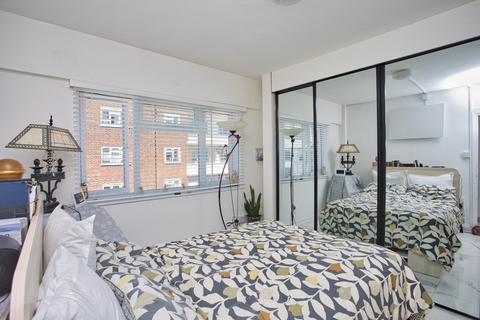1 bedroom flat for sale, Craighton House, Dover, CT16