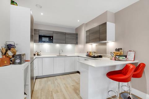 3 bedroom flat for sale, Blagdon Road, New Malden KT3
