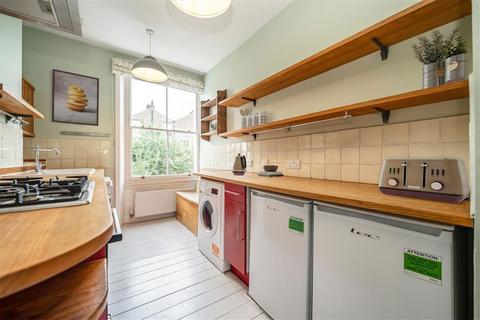 2 bedroom flat for sale, Sutherland Square, London SE17